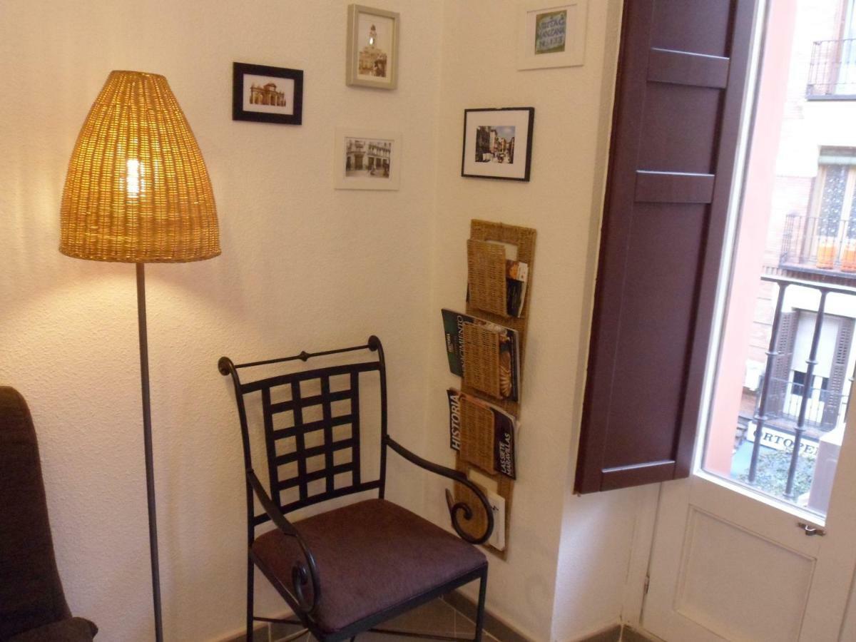 Apartamento Temporada Madrid Extérieur photo